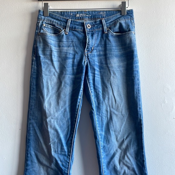 Mid Rise Straight Leg Levi’s Size 26 Demi Curve - Picture 2 of 9